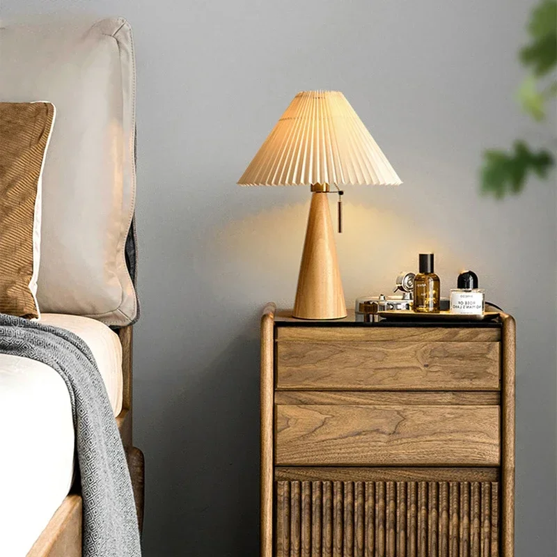 Solar Lamp - Retro Pileli Masa Lambası İskandinav Masif